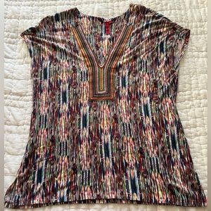 Anthropologie One September short sleeve blouse, v-neck, embroidered, Large